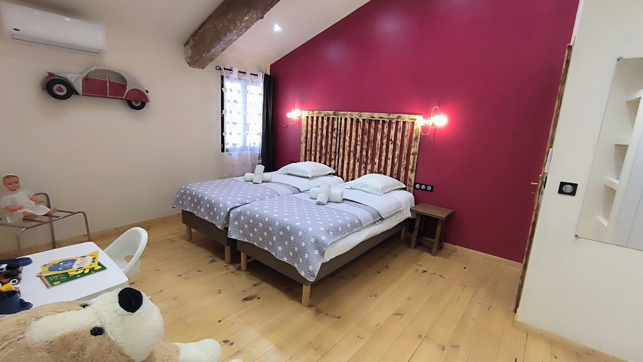 Photo of Bedroom in Arles