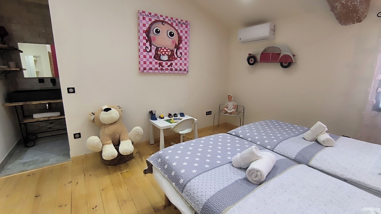 Photo of Bedroom in Arles