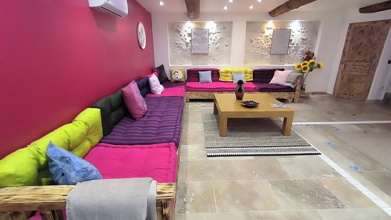 Photo of Livingroom in Arles
