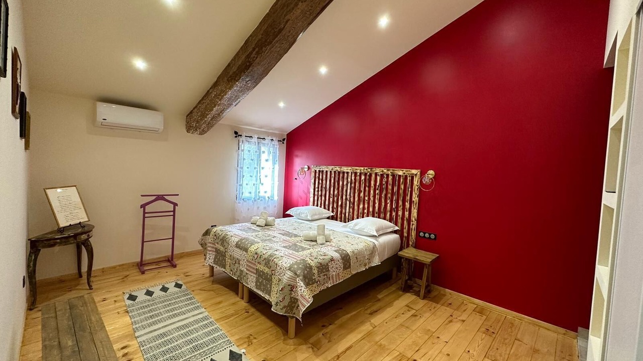 Photo of Bedroom in Arles