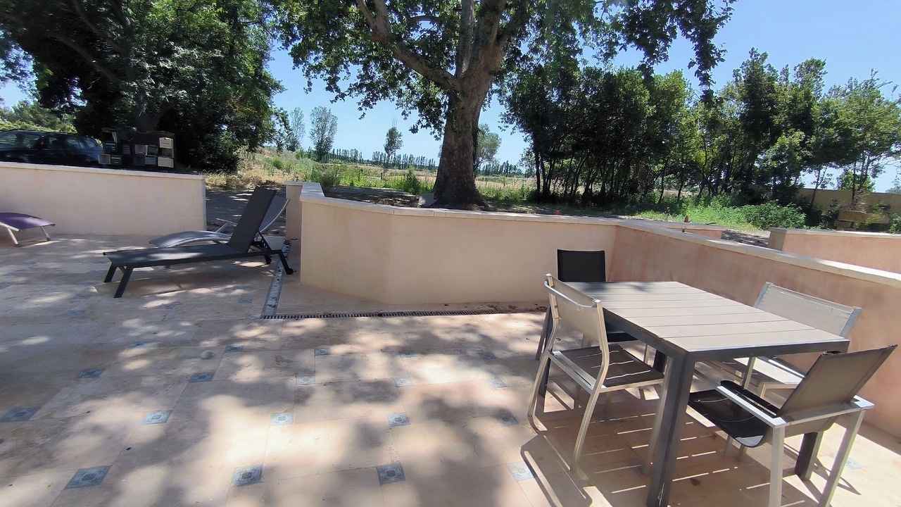 Photo of Outdoor in Arles