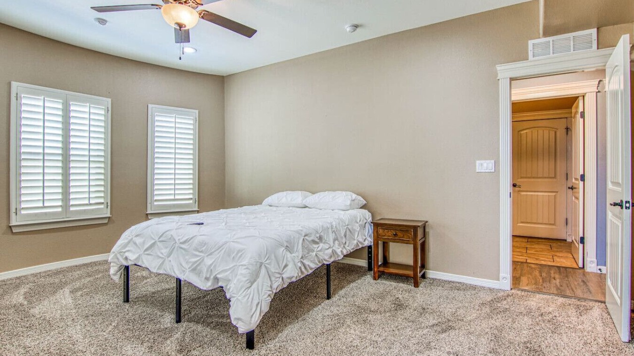 Photo of Bedroom in Biggs Field