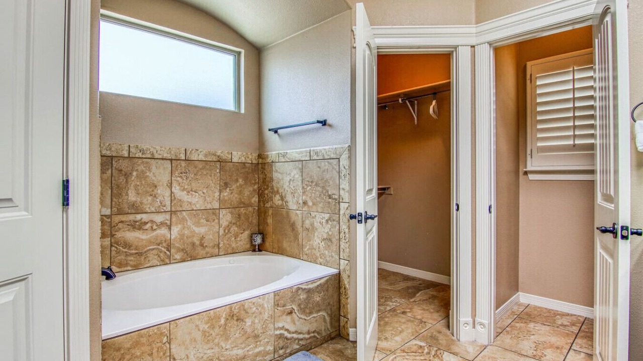 Photo of Bathroom in Biggs Field