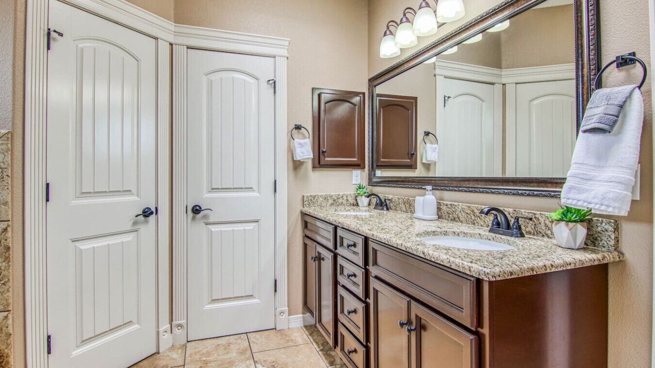 Photo of Bathroom in Biggs Field
