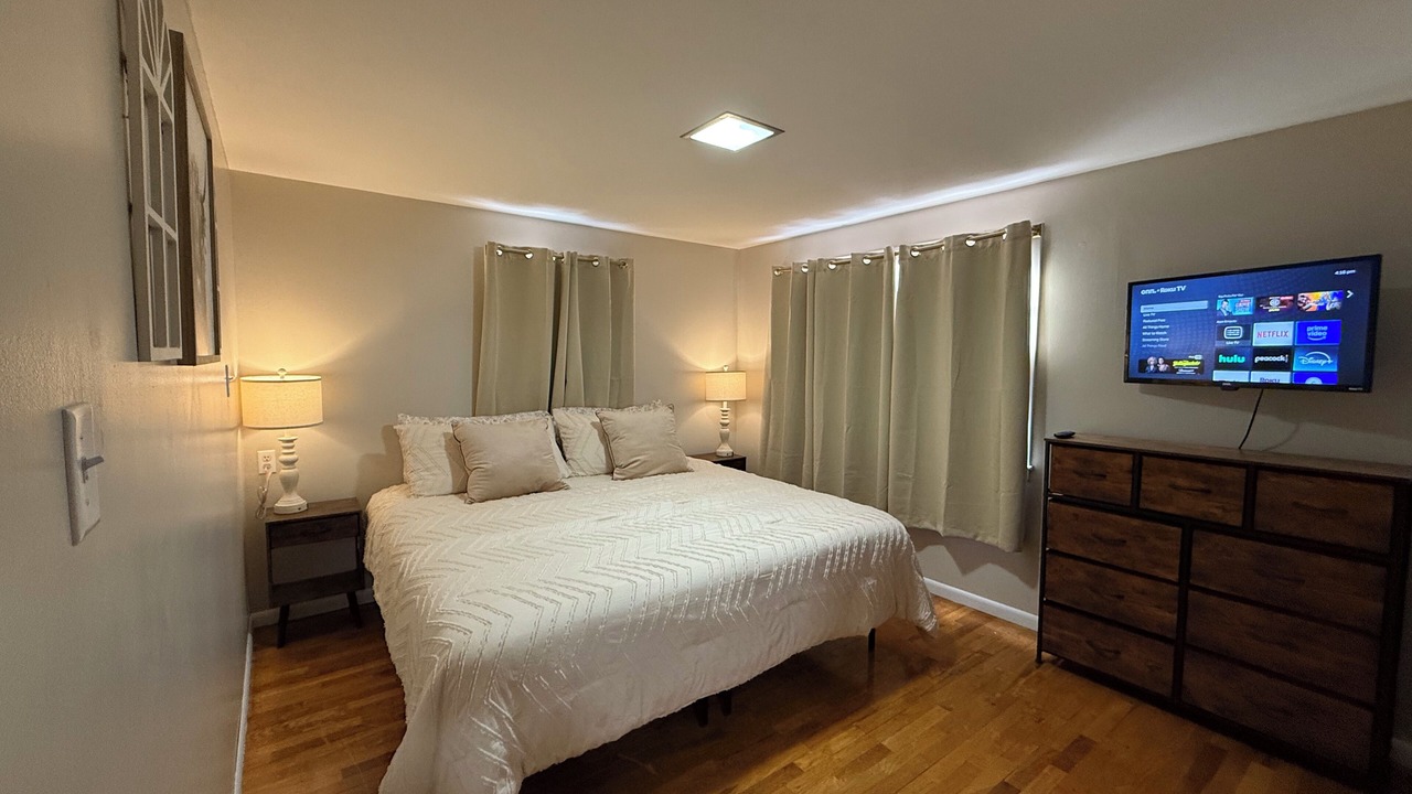 Photo of Bedroom in Salina