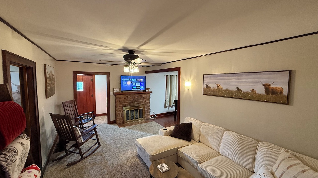 Photo of Livingroom in Salina