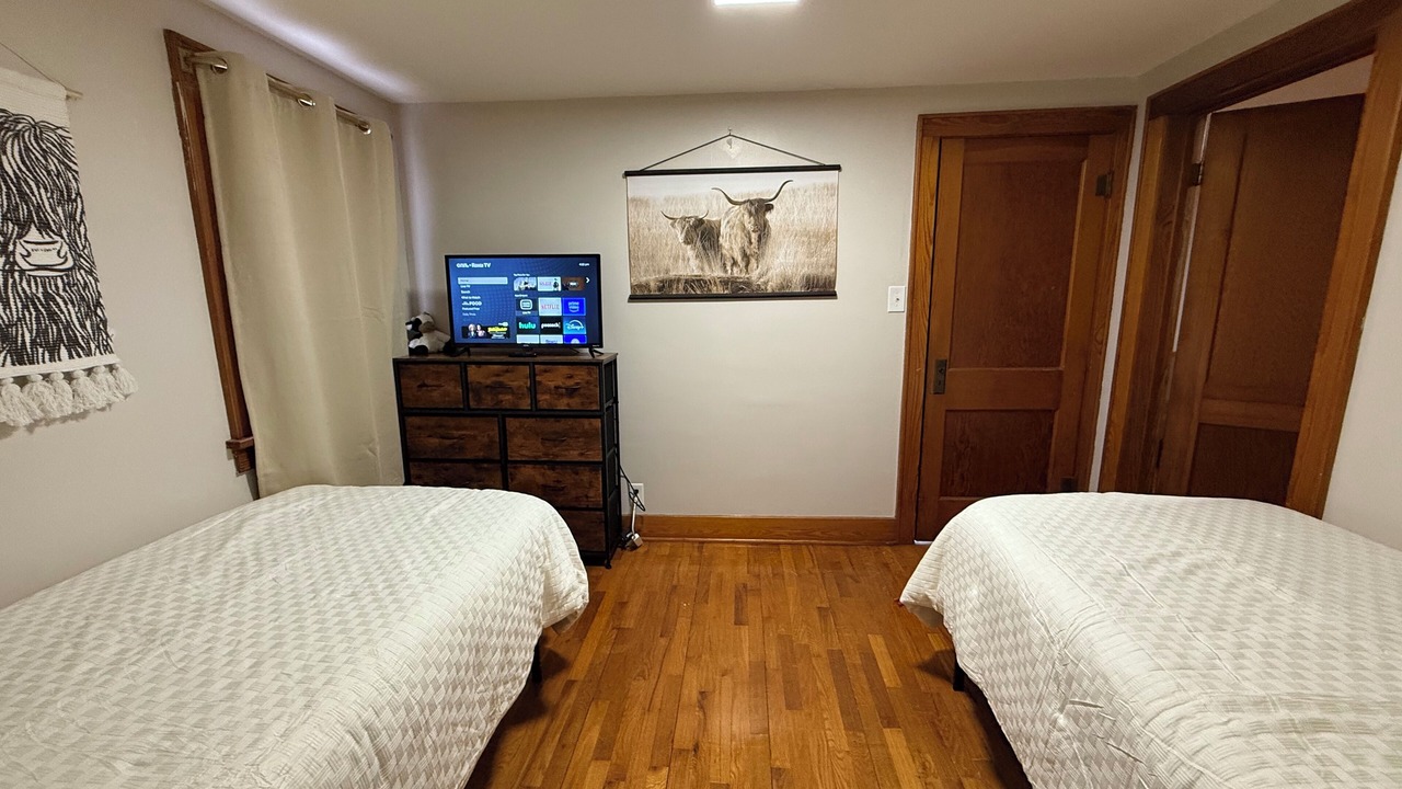 Photo of Bedroom in Salina