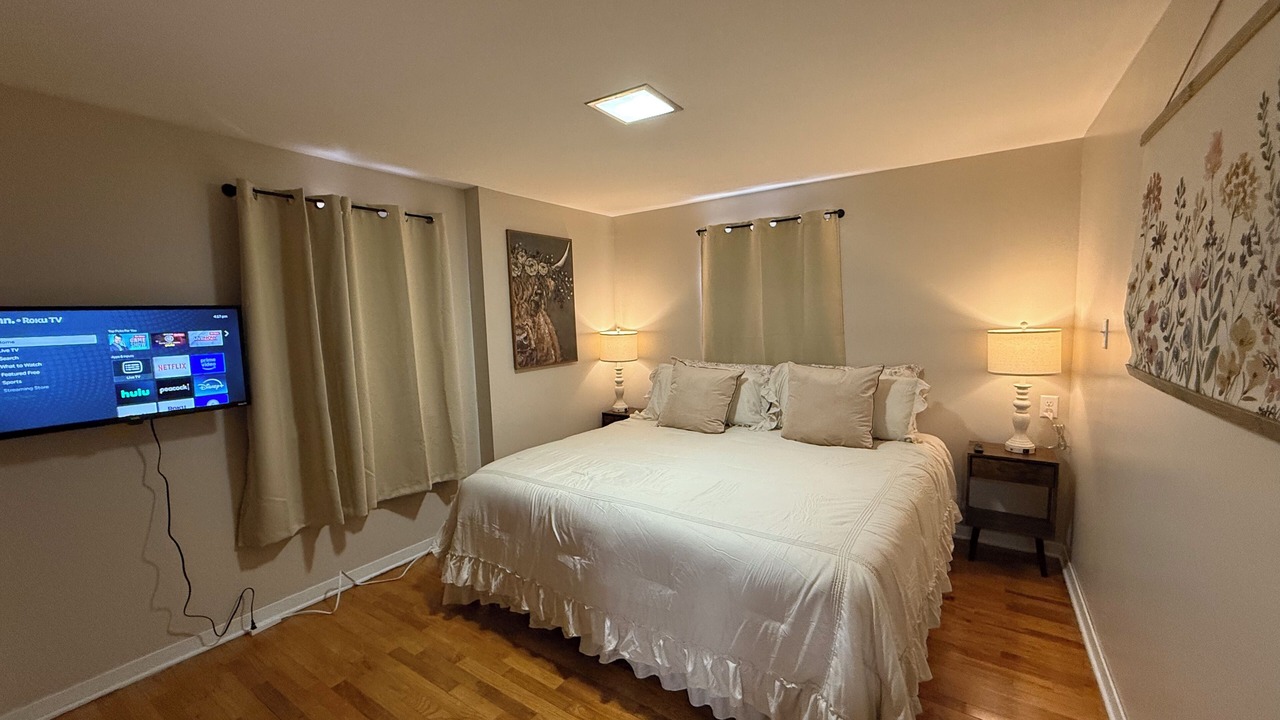 Photo of Bedroom in Salina