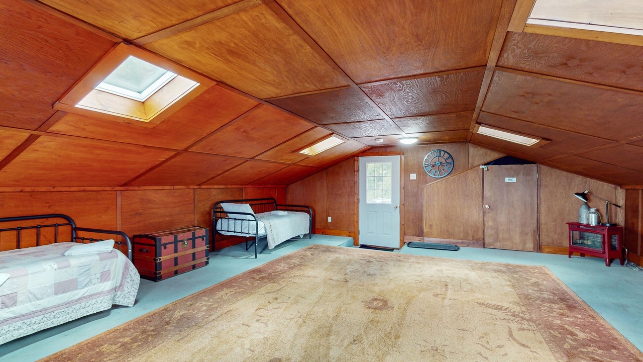 Photo of Bedroom in Town of Ledyard