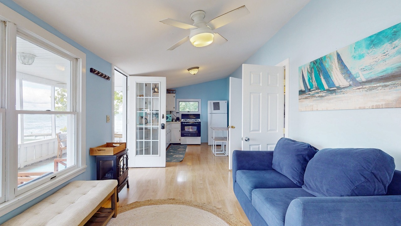 Photo of Livingroom in Town of Ledyard