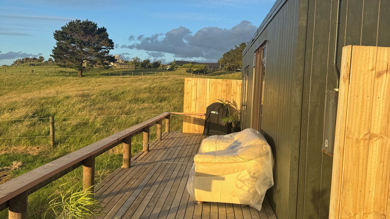 Photo of Patio Balcony in Helensville