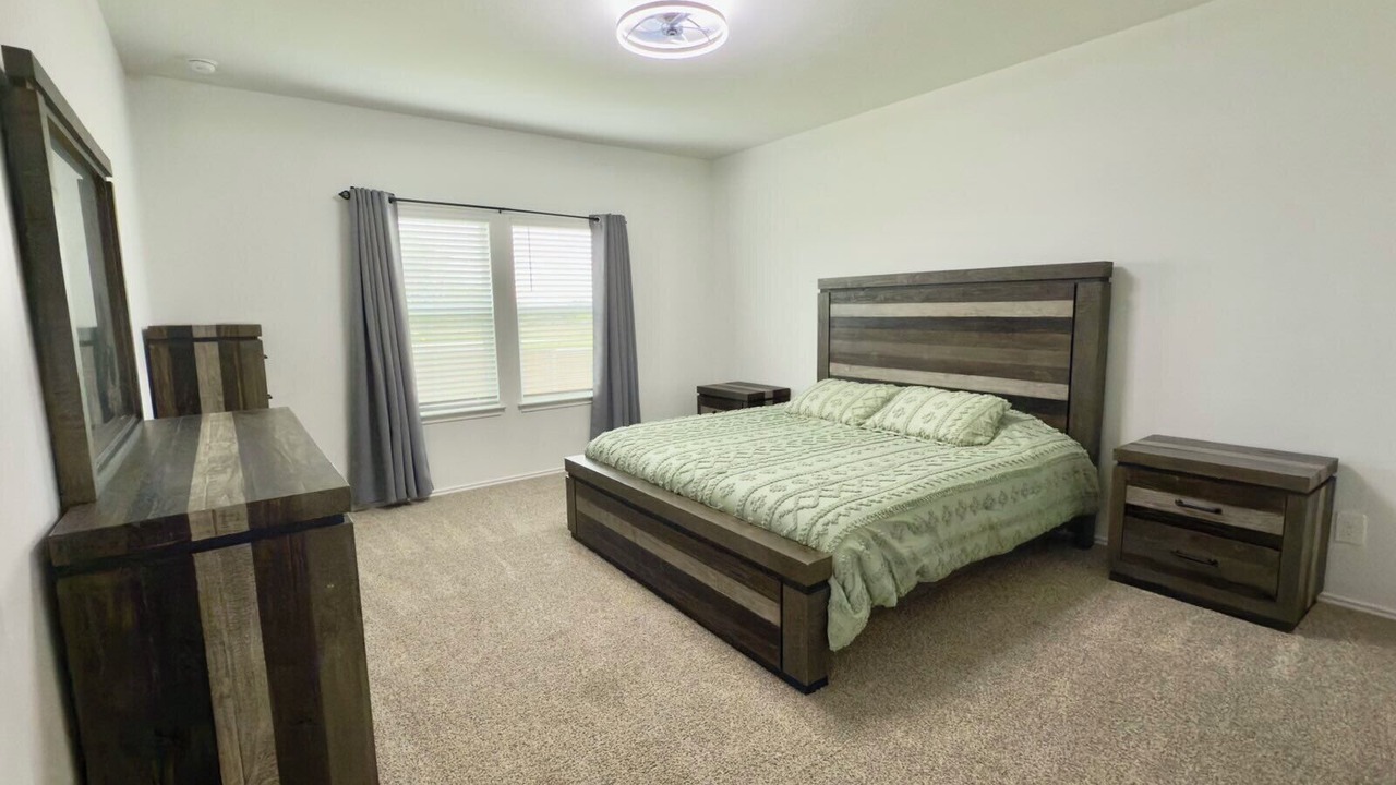 Photo of Bedroom in Kyle