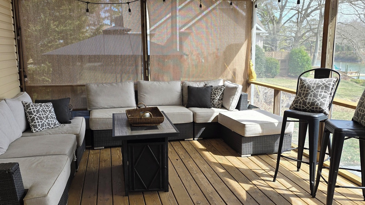 Photo of Livingroom in Lottsburg