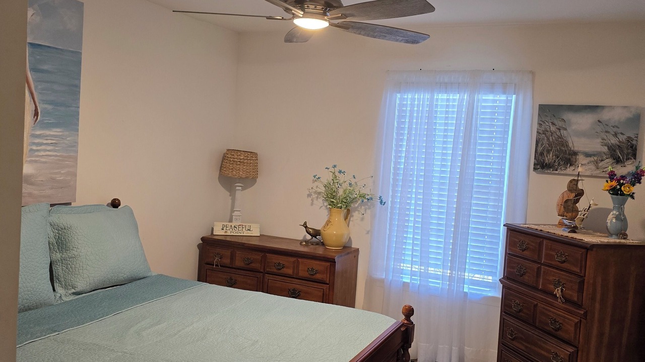 Photo of Bedroom in Lottsburg