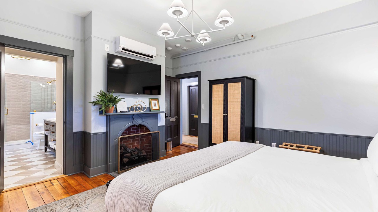 Photo of Bedroom in Newport