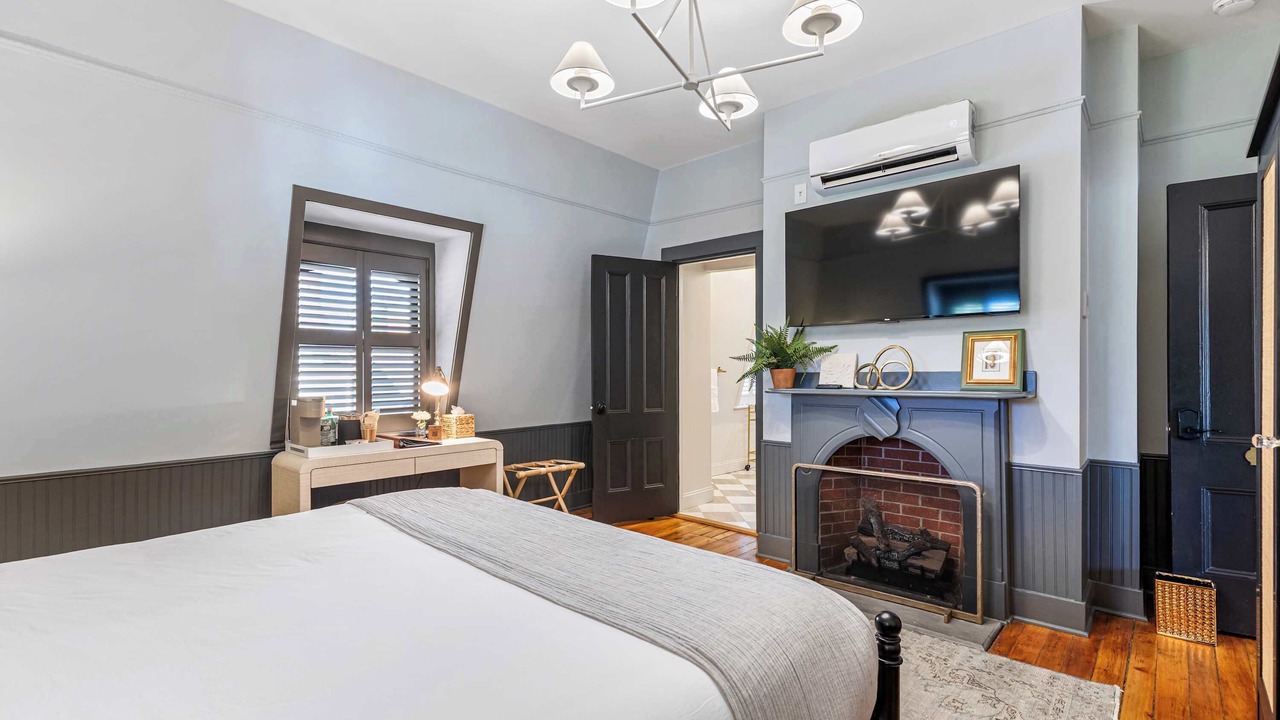 Photo of Bedroom in Newport