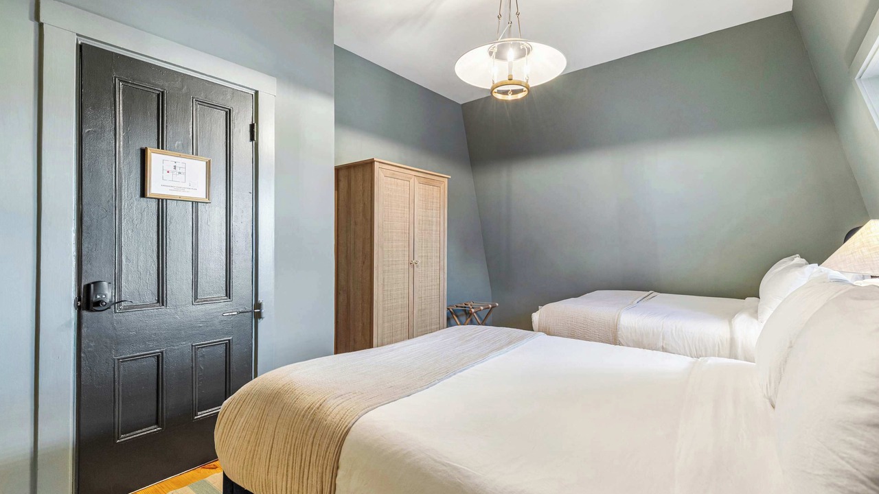 Photo of Bedroom in Newport