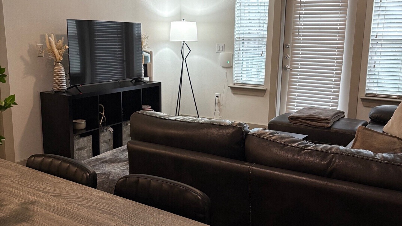 Photo of Livingroom in Farmers Branch