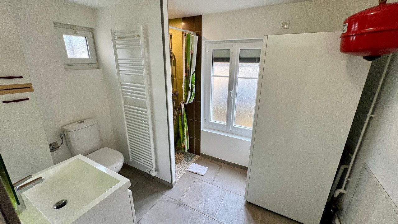 Photo of Bathroom in Lussac-les-Chateaux