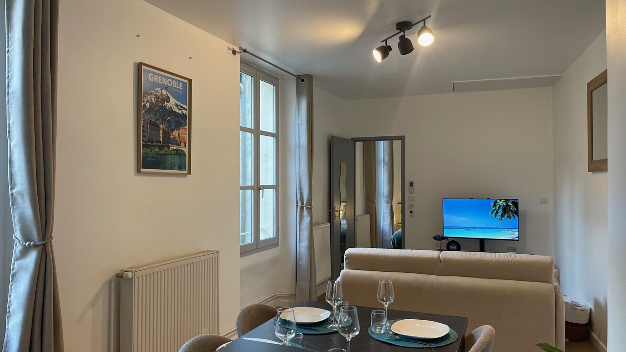 Photo of Bedroom in Secteur 2