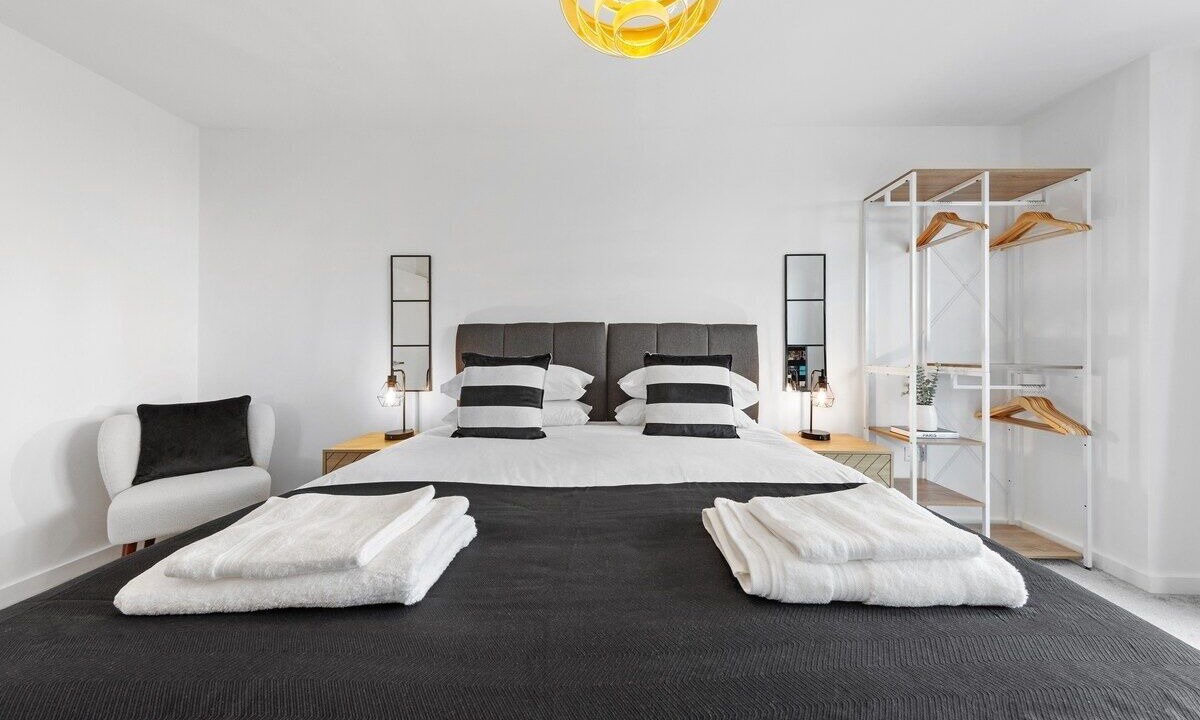 Photo of Bedroom in Park Royal