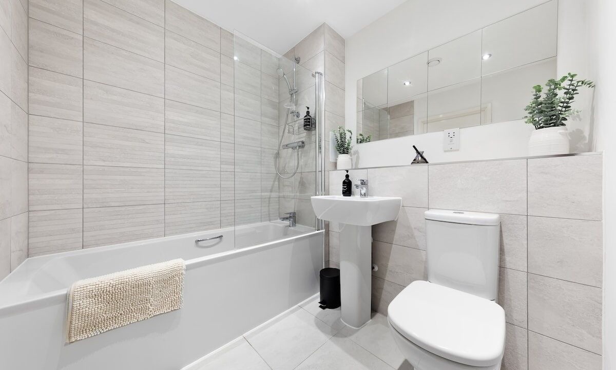 Photo of Bathroom in Park Royal