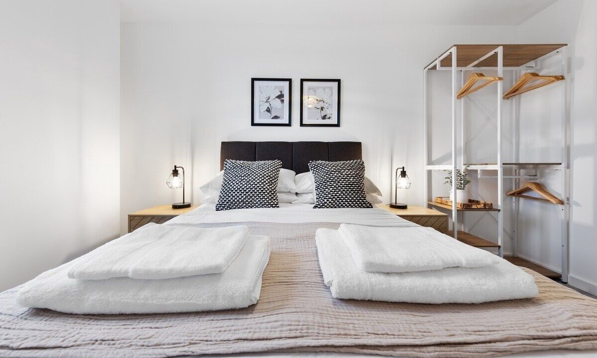 Photo of Bedroom in Park Royal