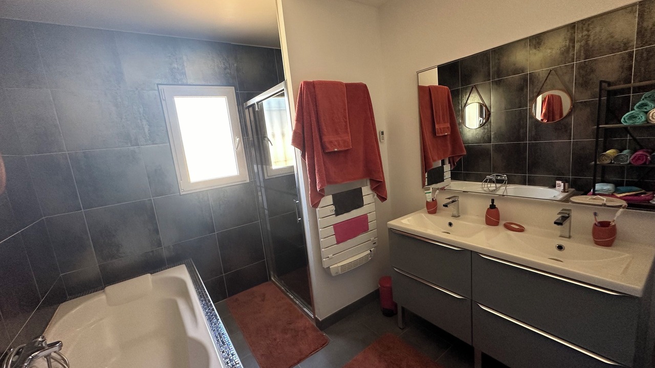Photo of Bathroom in Venejan