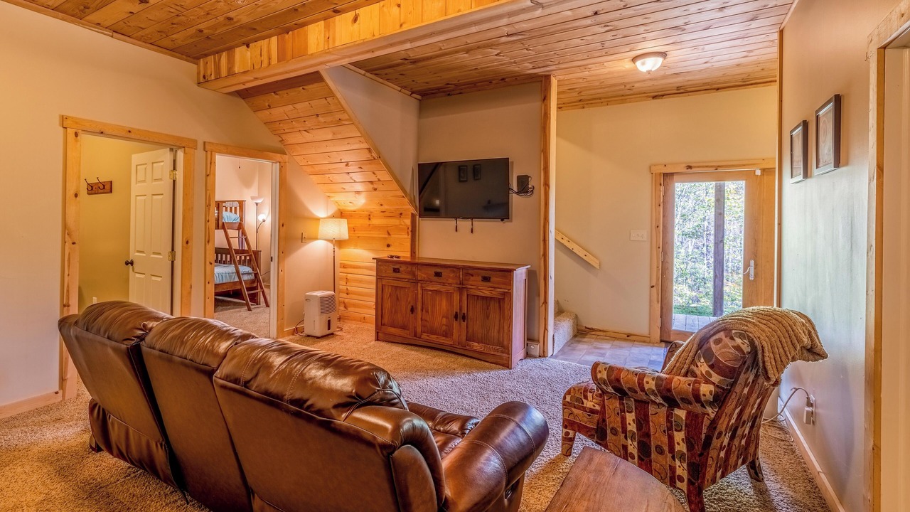 Photo of Bedroom in Mountain Base