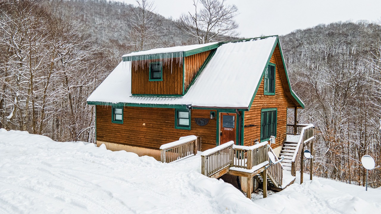 Photo of Outdoor in Mountain Base