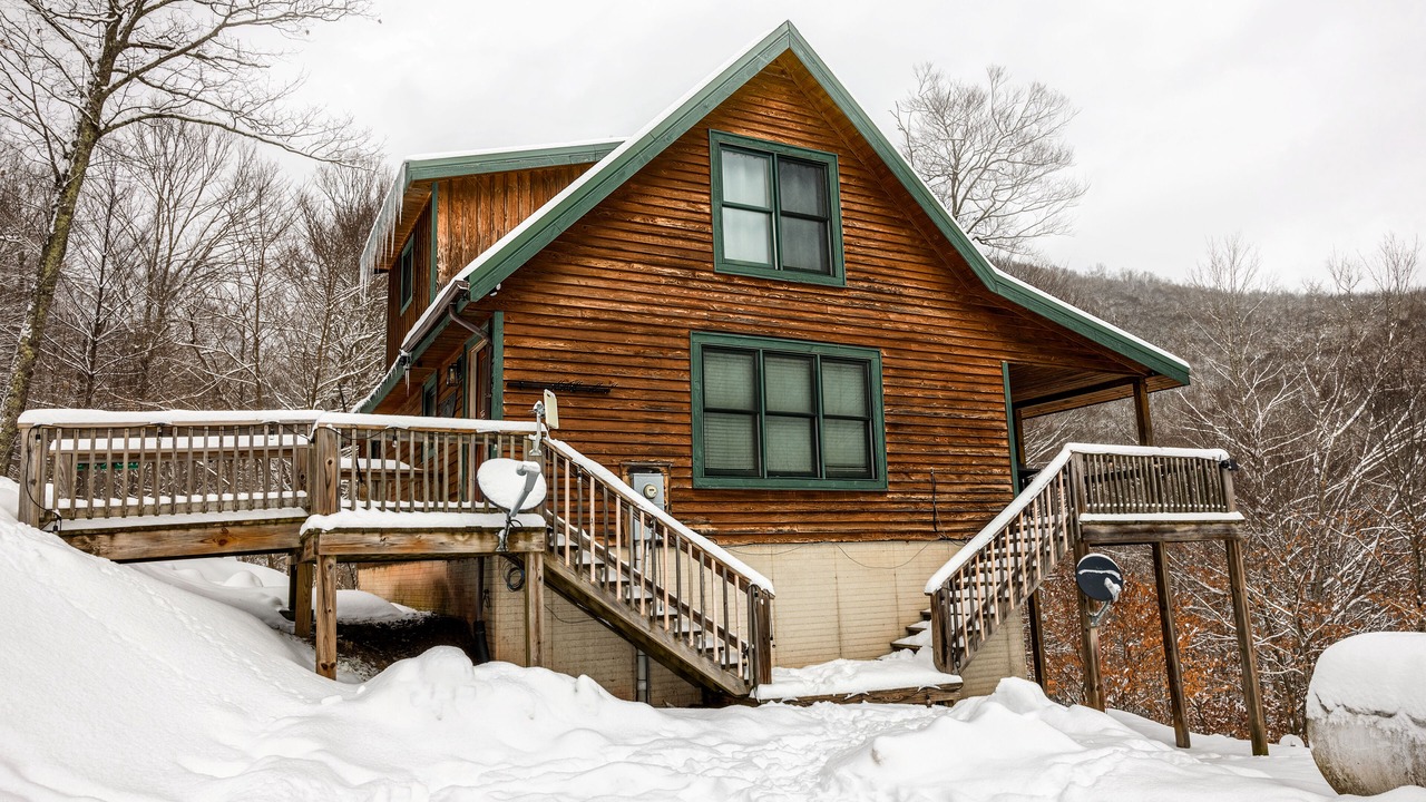 Photo of Outdoor in Mountain Base