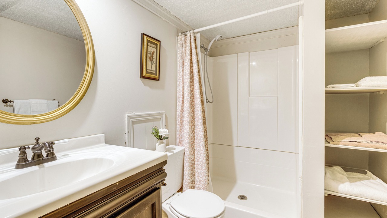 Photo of Bathroom in Gladstone