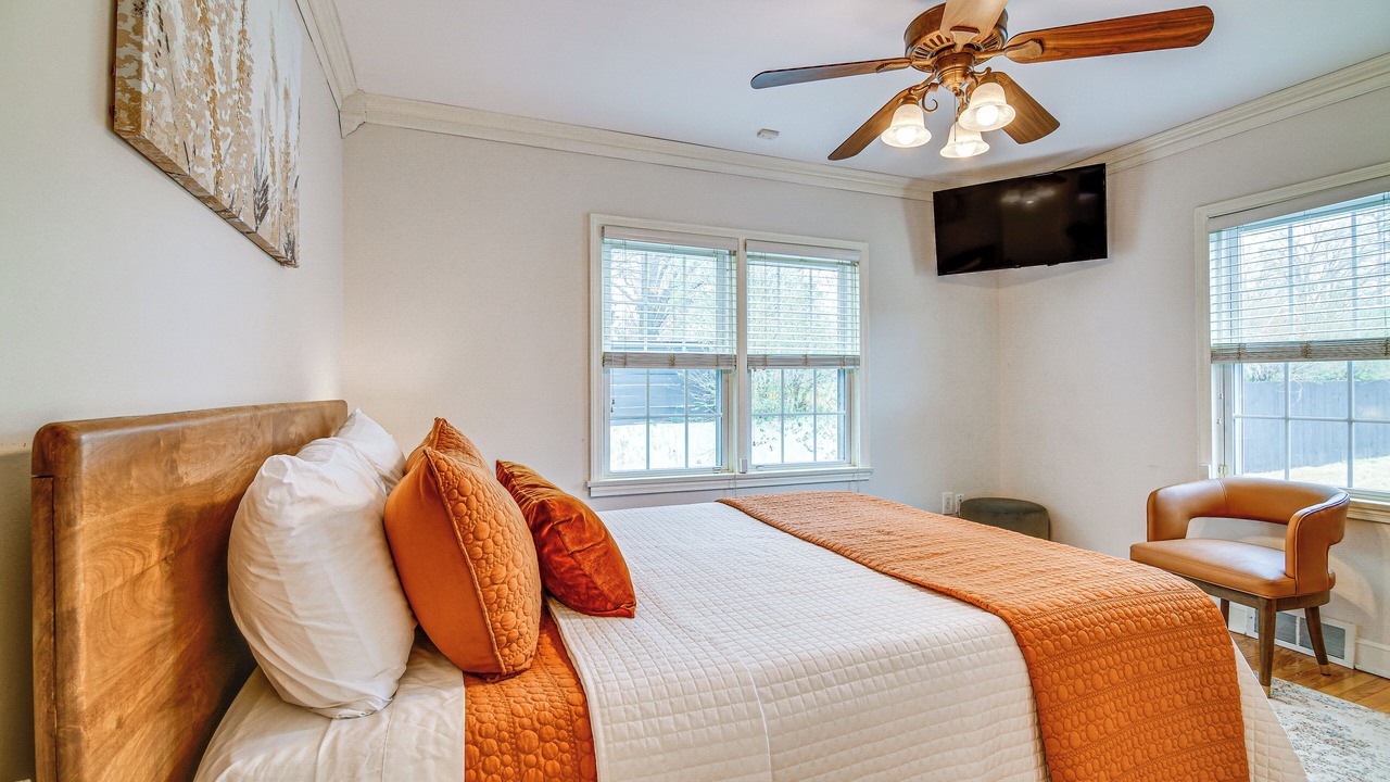Photo of Bedroom in East Memphis