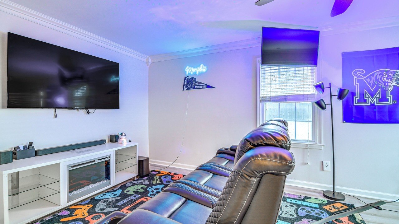 Photo of Livingroom in East Memphis