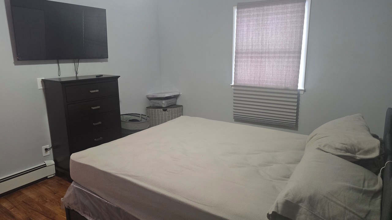 Photo of Bedroom in Newburgh
