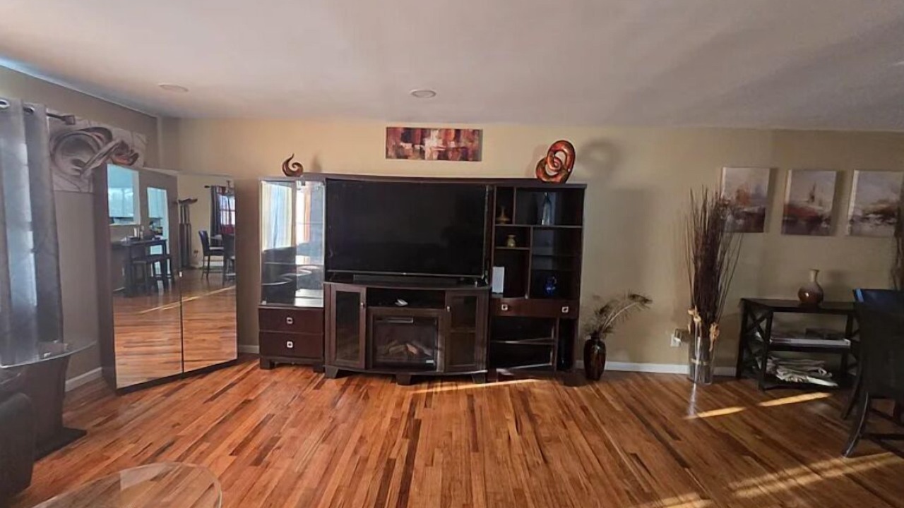 Photo of Livingroom in Newburgh
