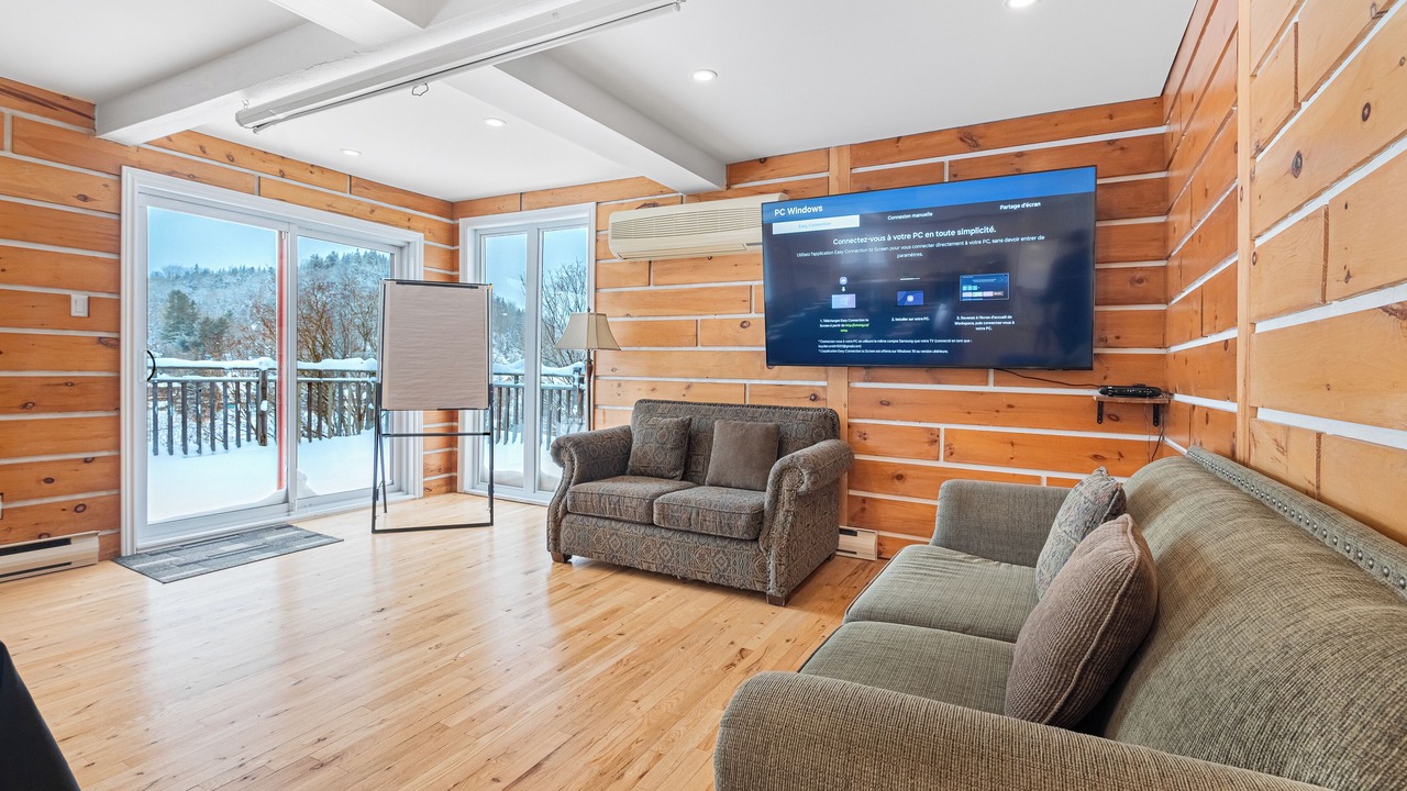Photo of Livingroom in Wentworth-Nord