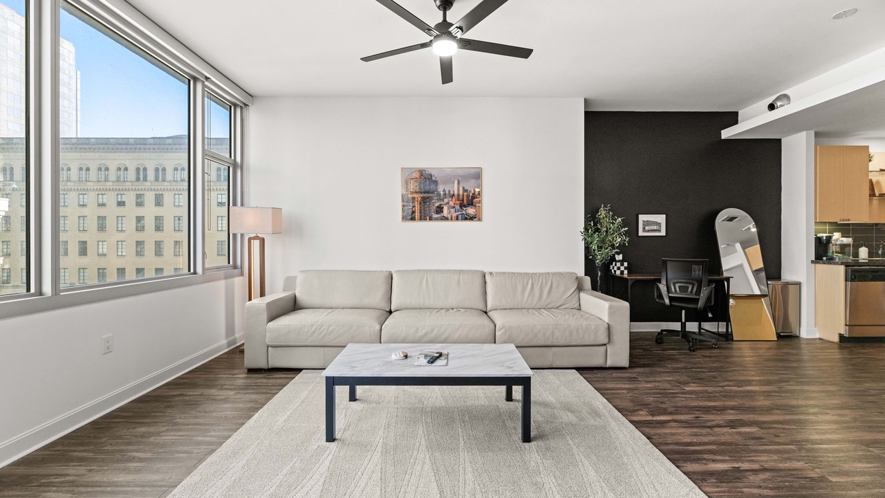 Photo of Livingroom in Downtown Dallas