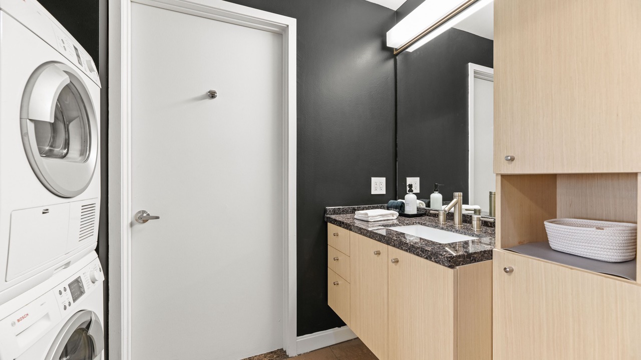 Photo of Bathroom in Downtown Dallas