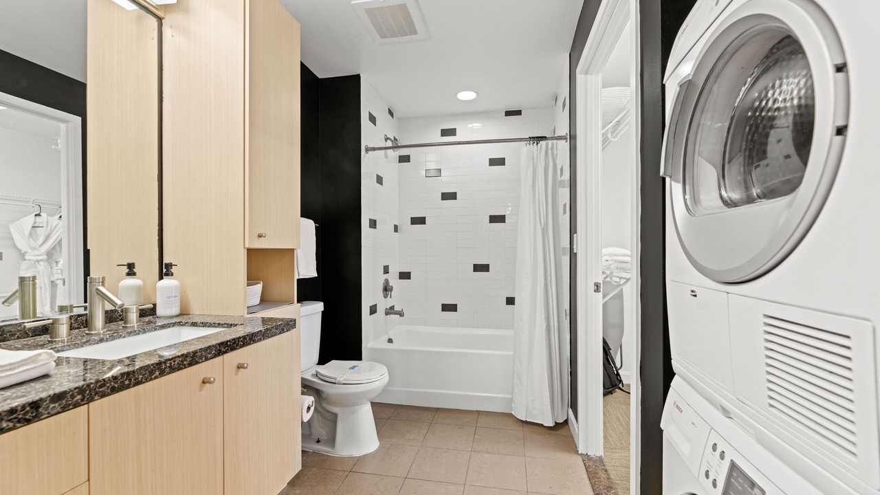 Photo of Bathroom in Downtown Dallas