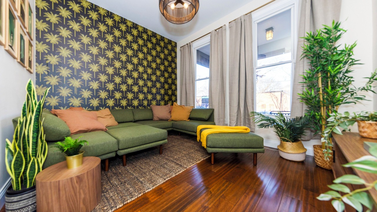 Photo of Livingroom in Victorian Village