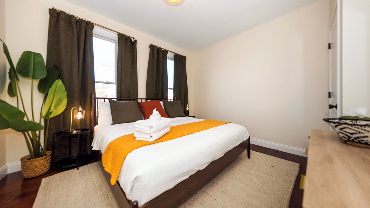 Photo of Bedroom in Victorian Village