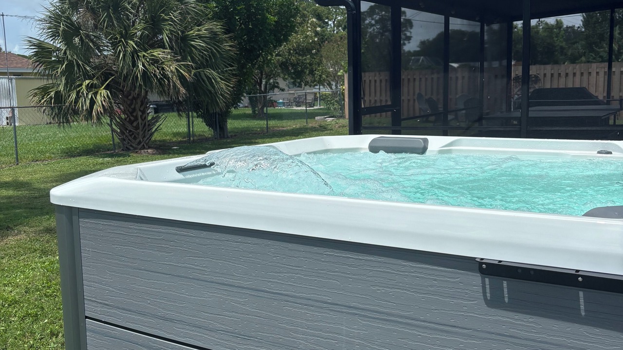 Photo of Outdoor in Gulf Gate Estates