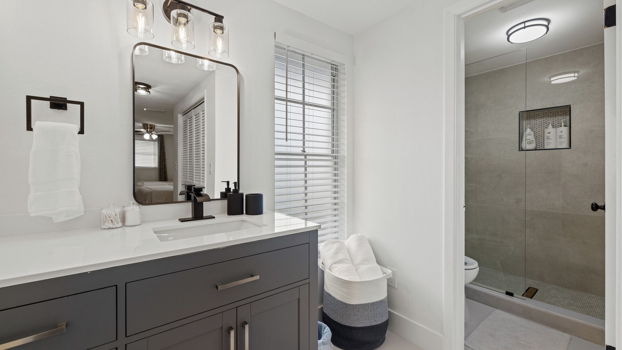 Photo of Bathroom in Gulf Gate Estates