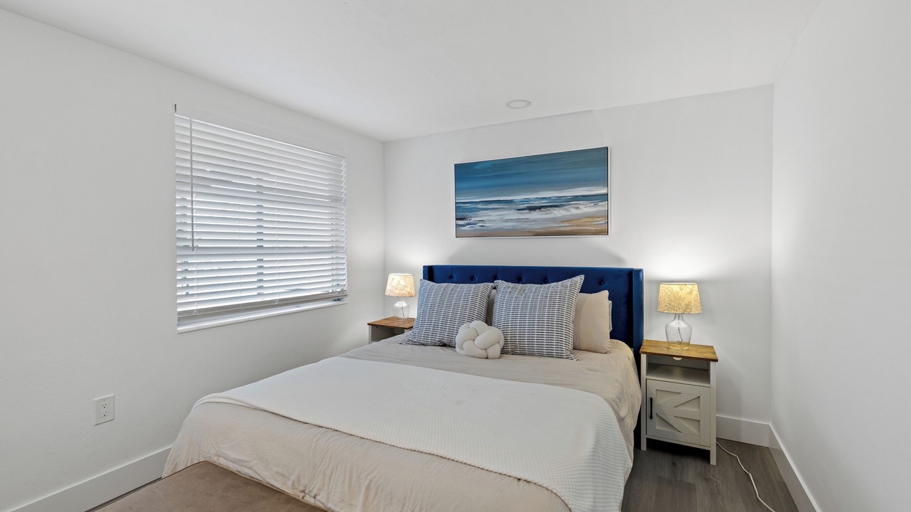 Photo of Bedroom in Gulf Gate Estates