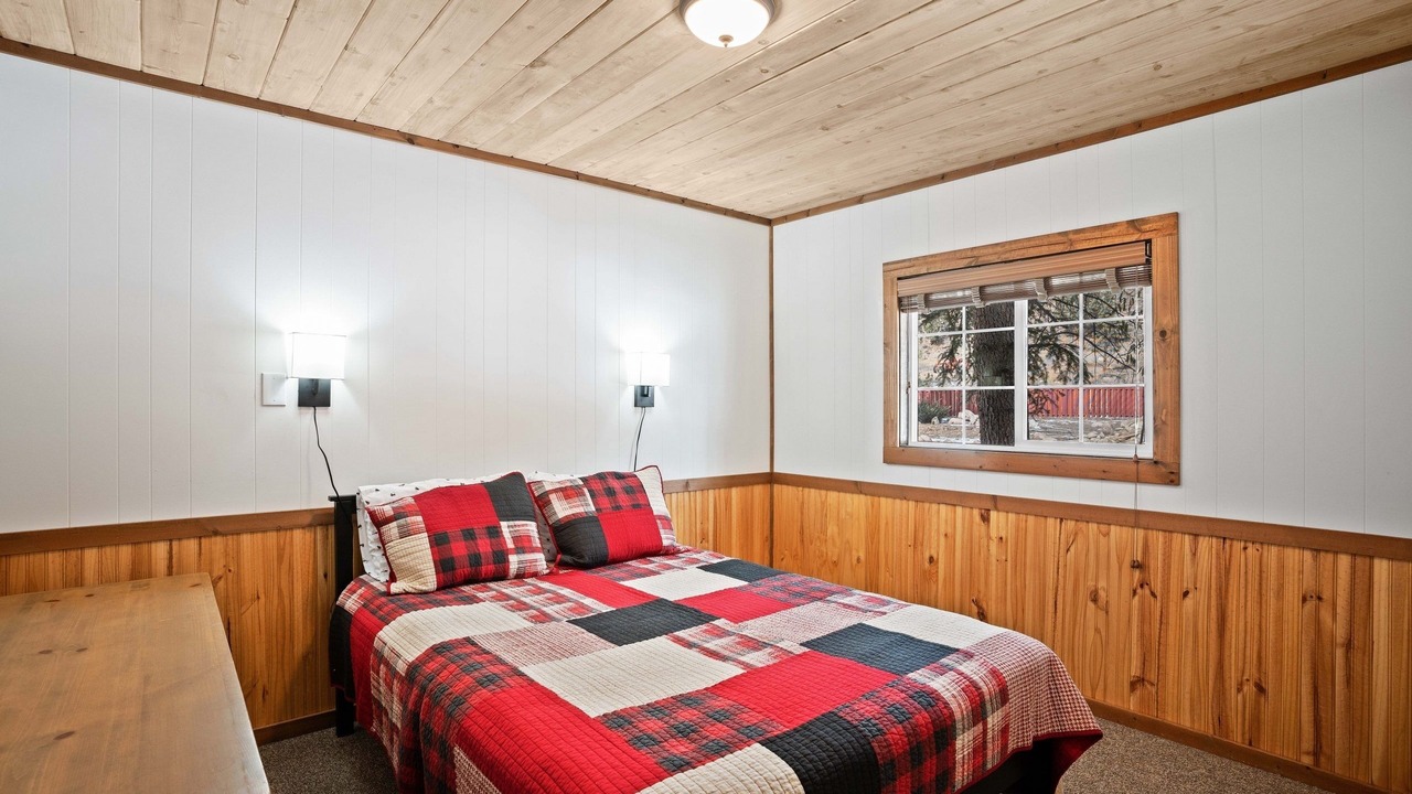 Photo of Bedroom in Almont