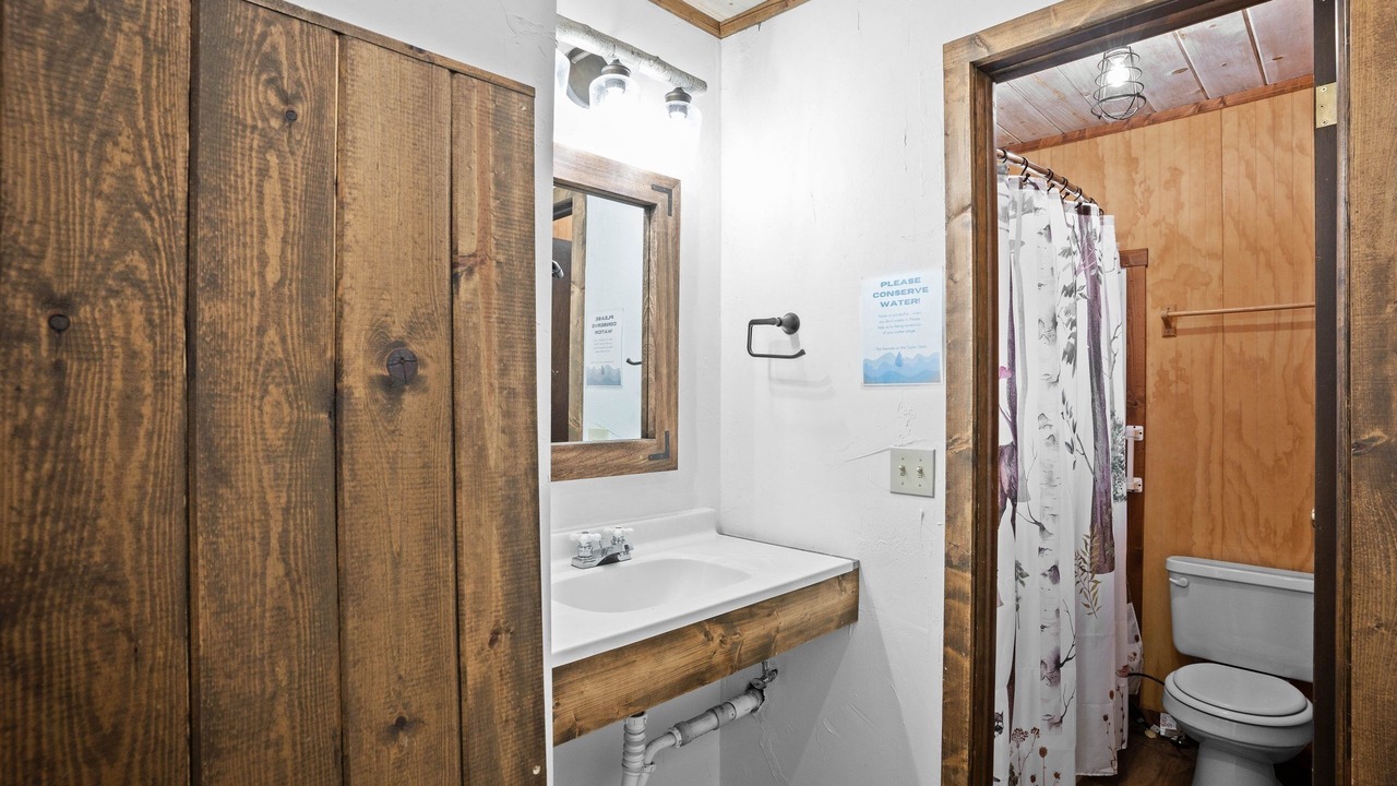 Photo of Bathroom in Almont
