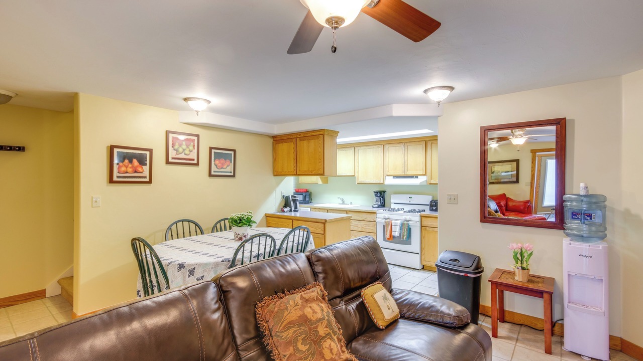 Photo of Livingroom in Emigrant