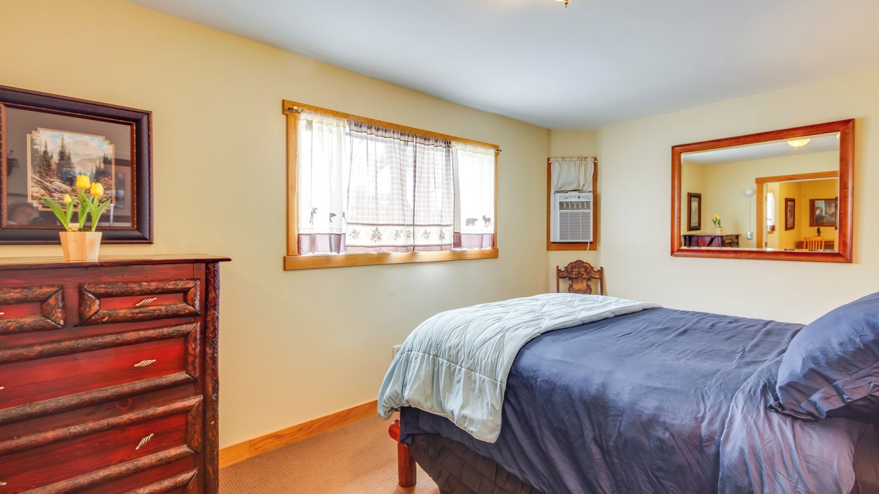 Photo of Bedroom in Emigrant