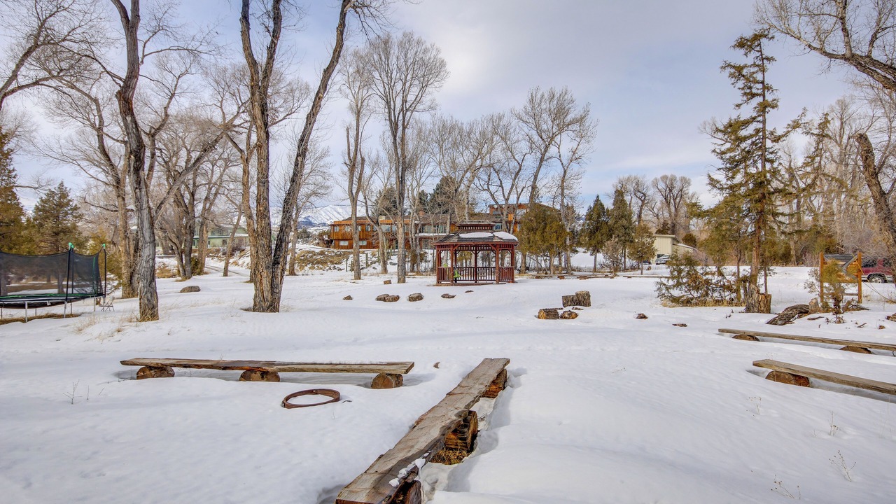 Photo of Outdoor in Emigrant